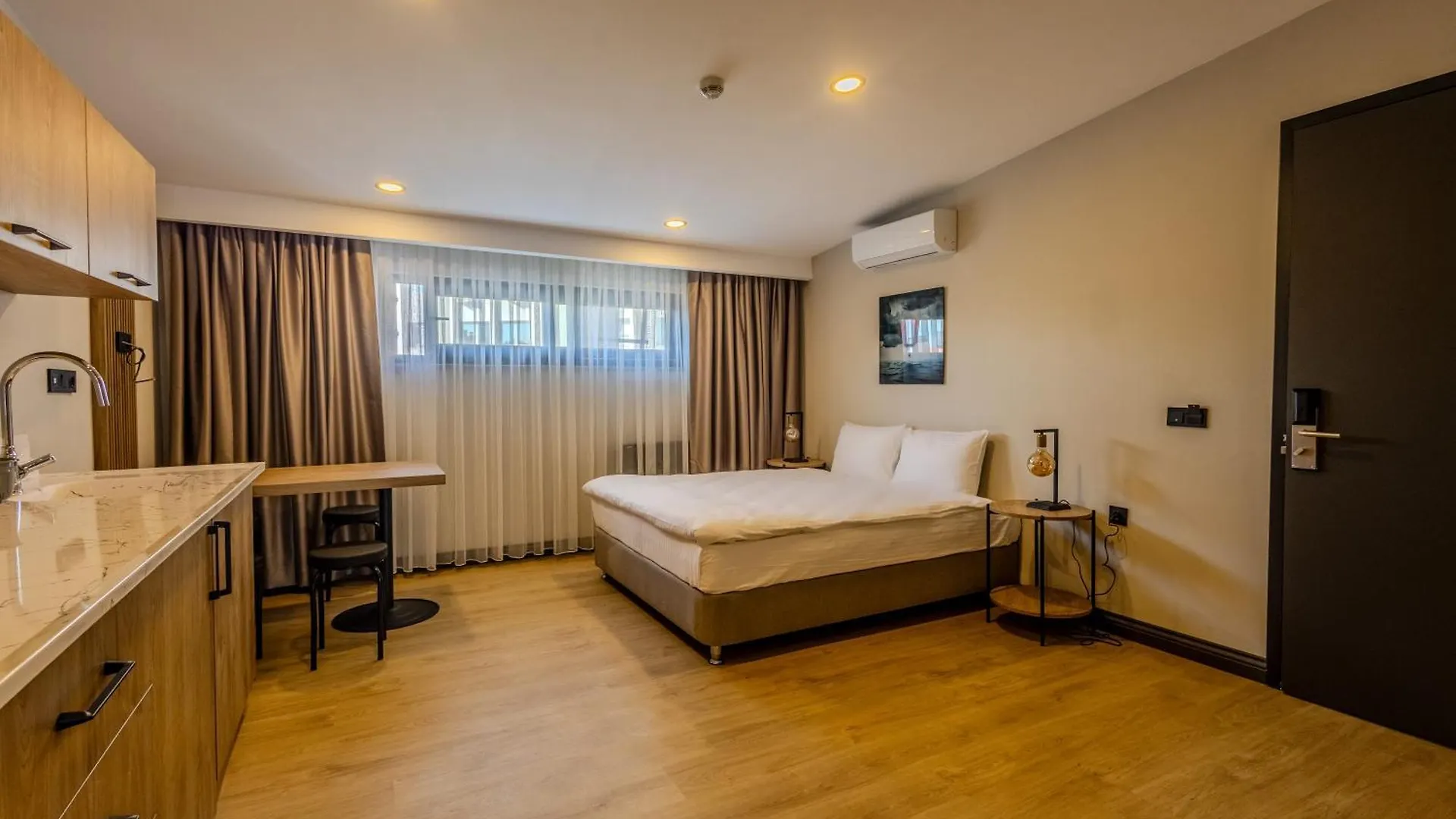 Leliko Suites Анталья