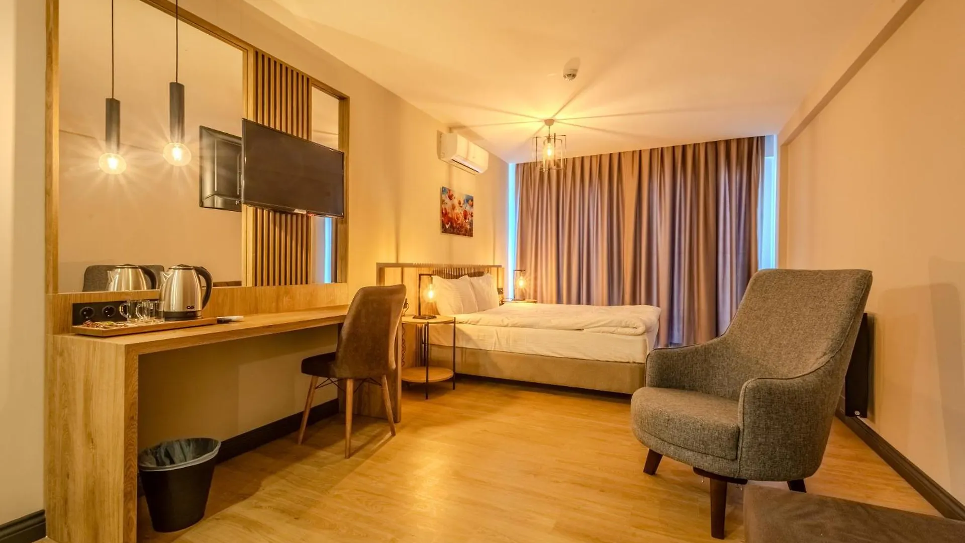 Leliko Suites Анталья Отель