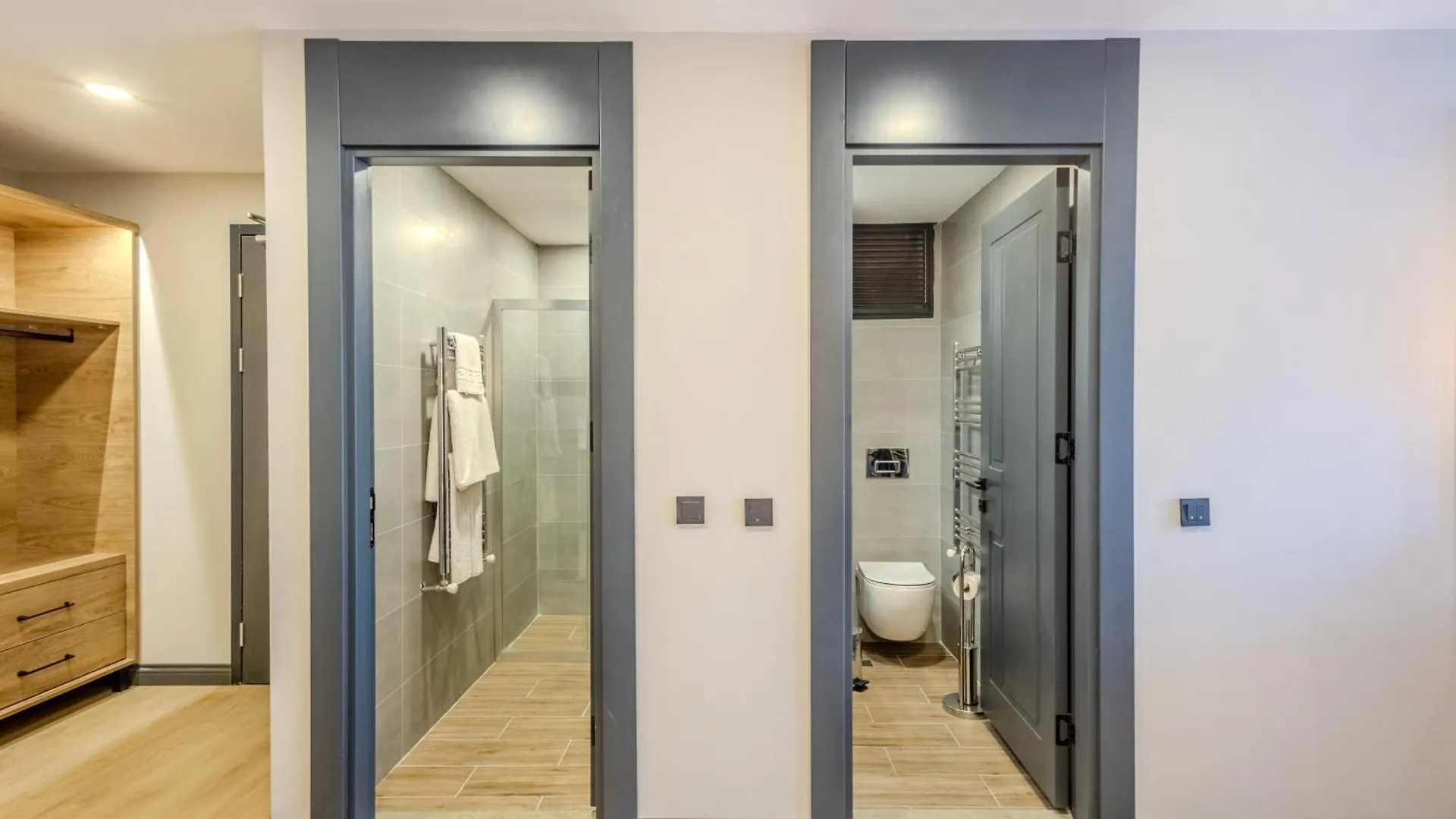Отель Leliko Suites Анталья