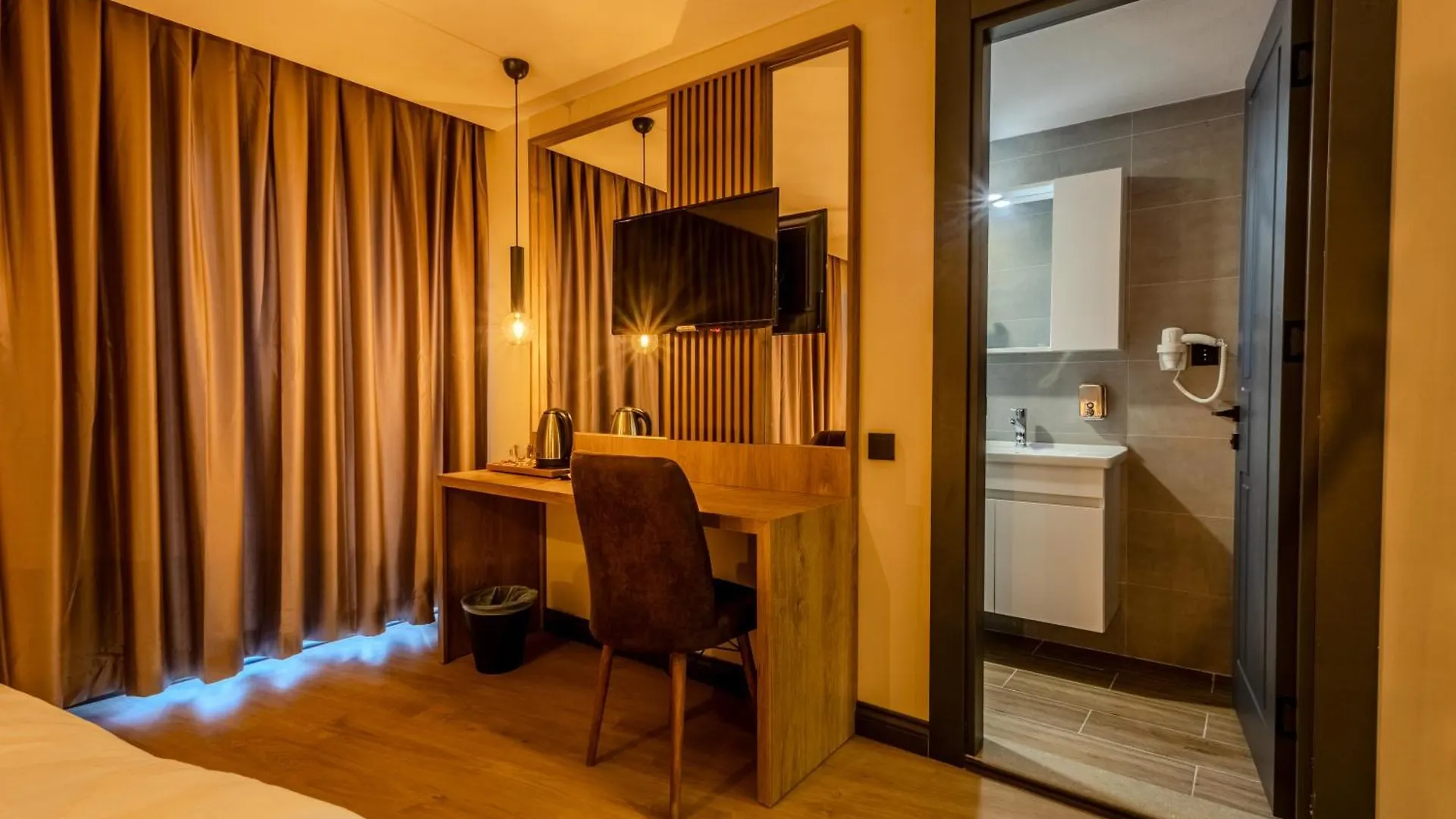 Leliko Suites Анталья Отель