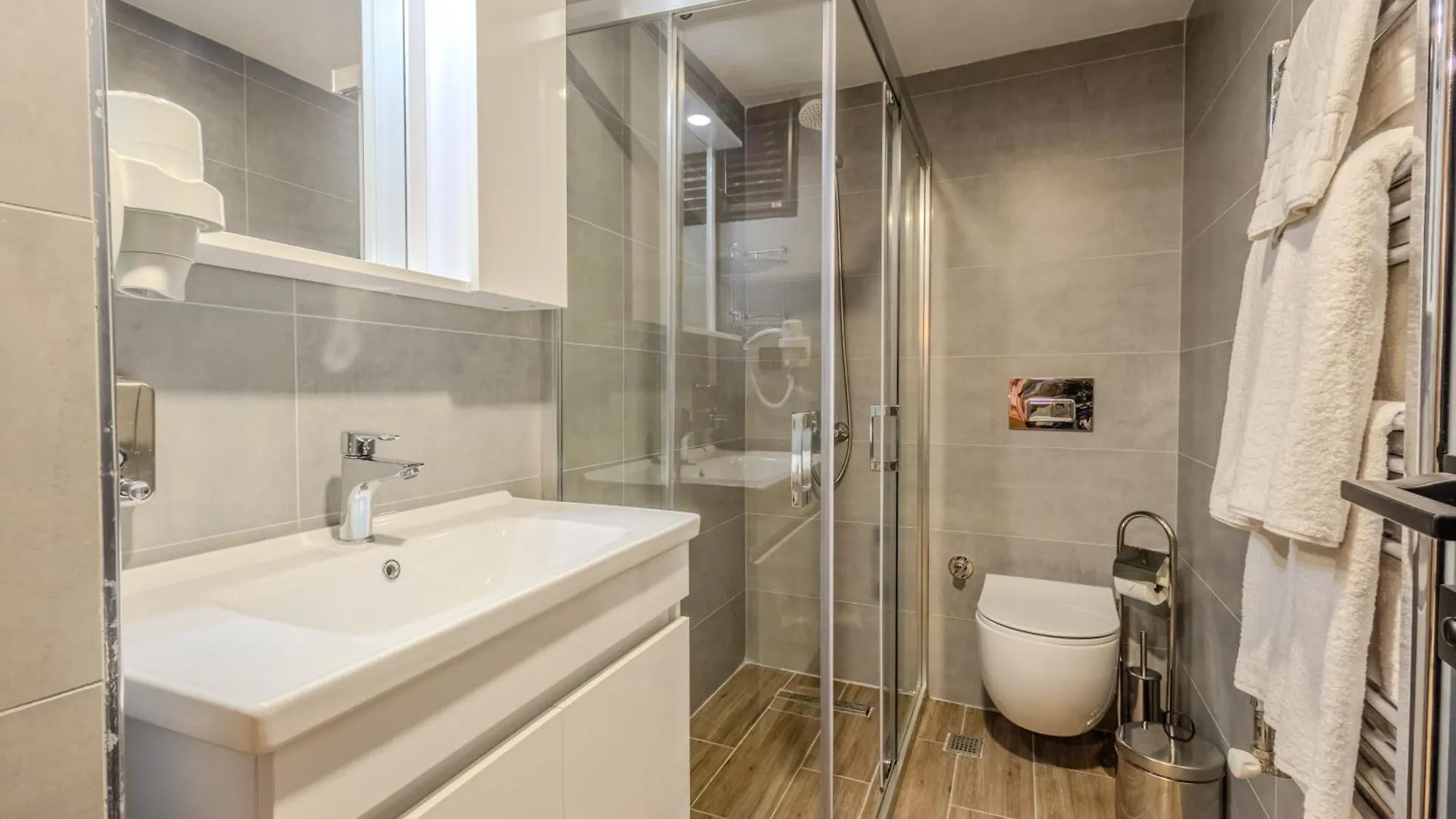 Leliko Suites Antalya Hotel